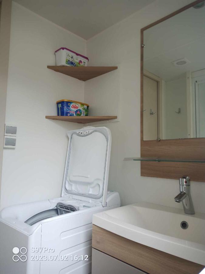 Mobil-Home 6/8 Personnes Au Domaine De Kerlann, بونت-آفين المظهر الخارجي الصورة